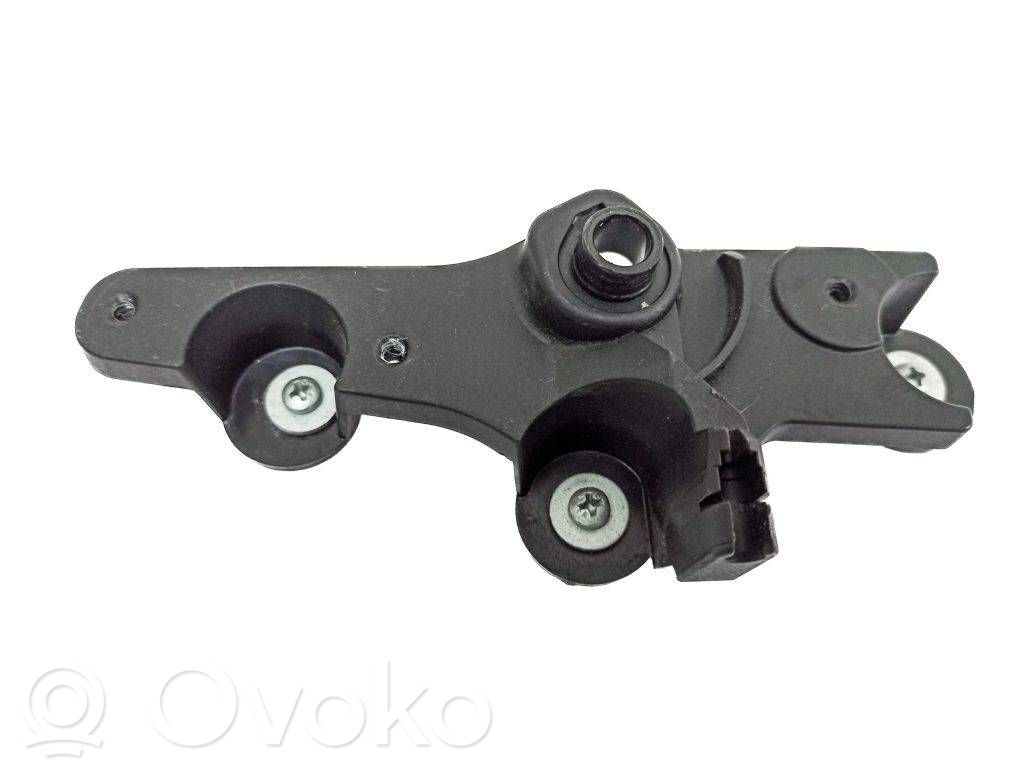 BMW 3 E92 E93 Dzinēja pārsega attaisīšanas rokturītis 