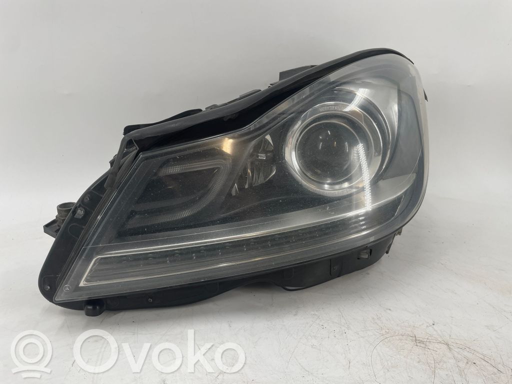 Mercedes-Benz C W204 Faro/fanale 