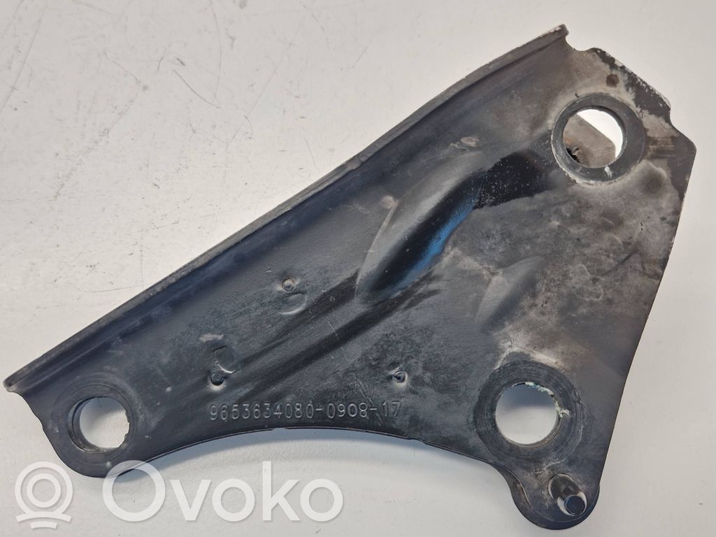 Peugeot 208 I Gearbox mounting bracket 