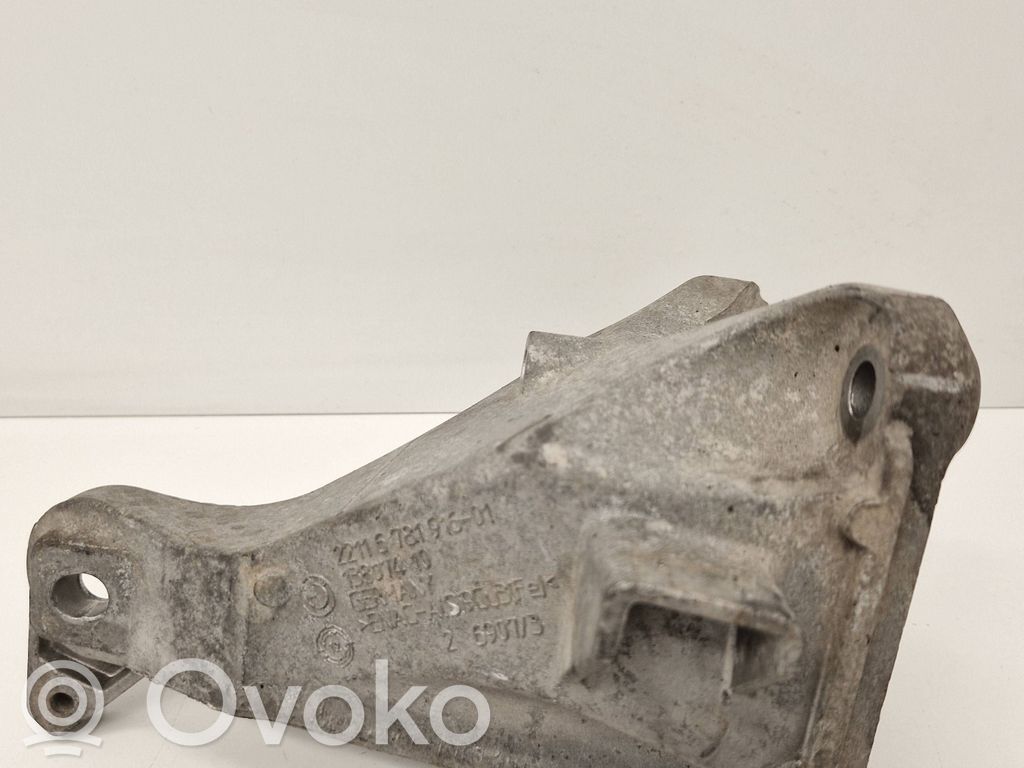 BMW 5 F10 F11 Supporto di montaggio del motore (usato) 