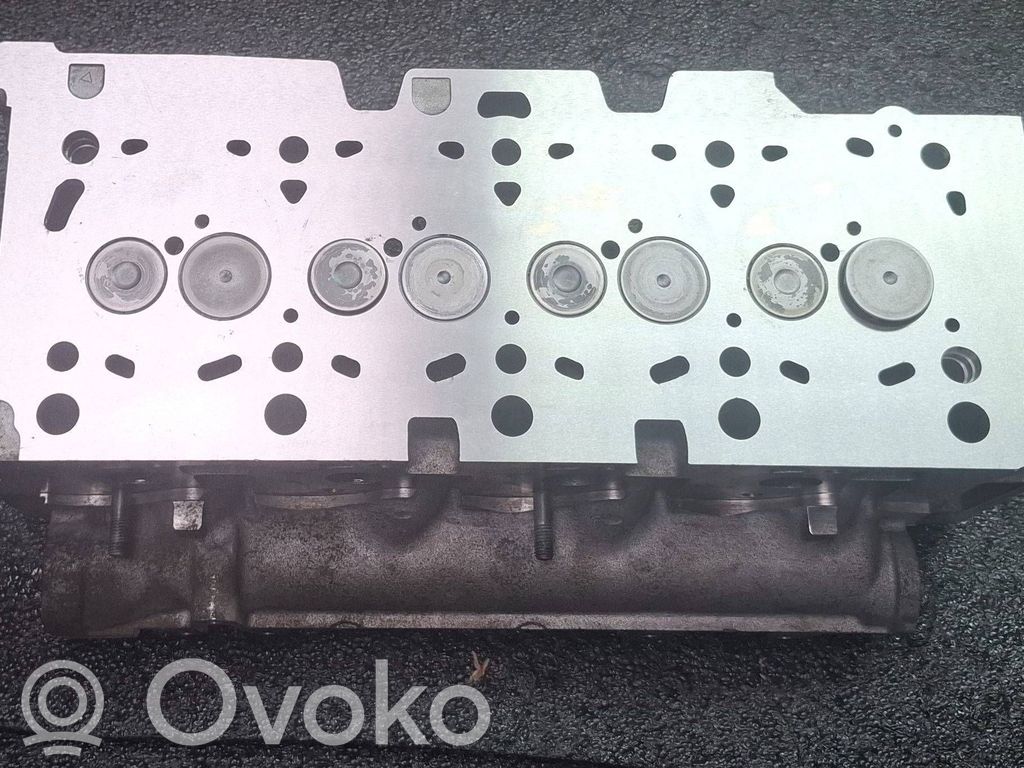 Engine head   1617