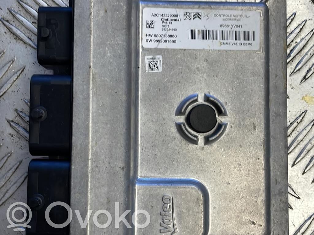 Peugeot 108 Engine control unit/module 