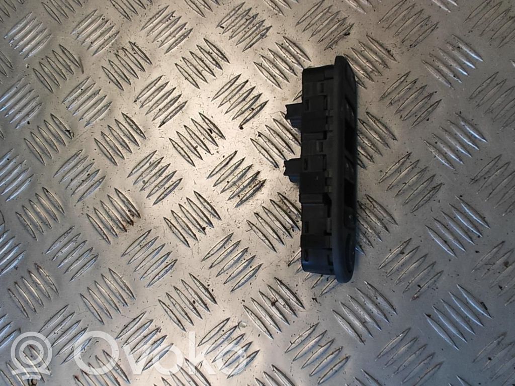 Citroen C5 Electric window control switch 