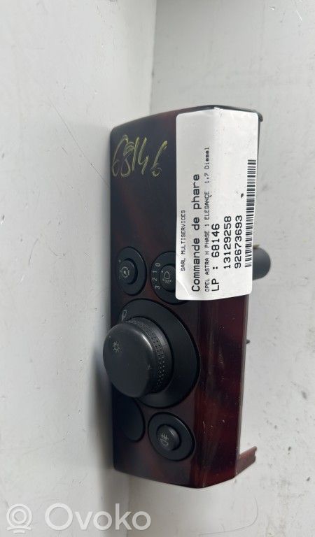 Opel Astra H Light switch 