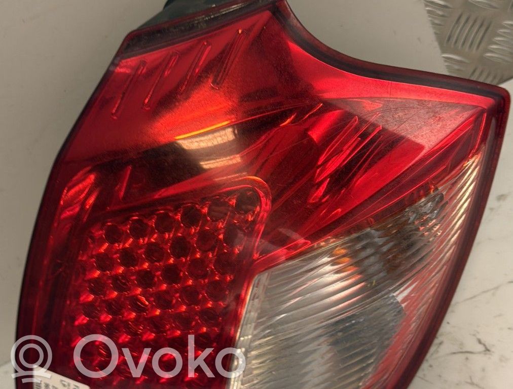 Takavalot   924021H050