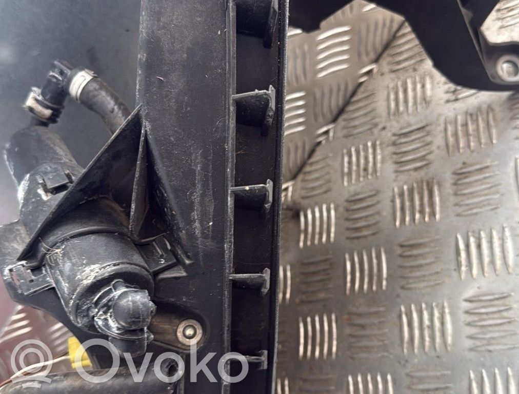 Audi A5 8T 8F Support phare frontale 