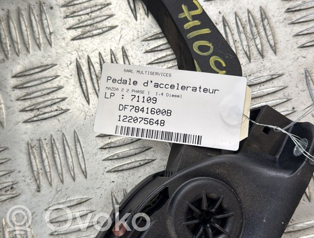 Mazda 2 Gaspedal 
