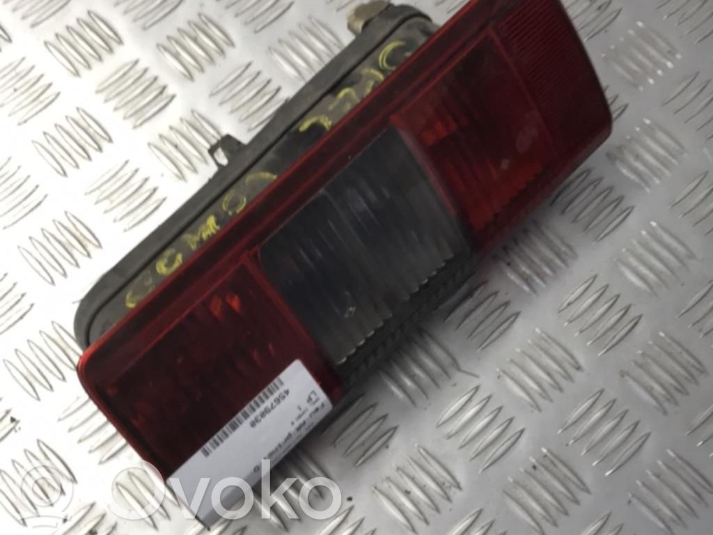 Opel Combo B Lampă spate în caroserie 