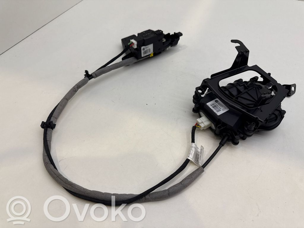 BMW 3 F30 F35 F31 Zamek klapy tylnej / bagażnika 
