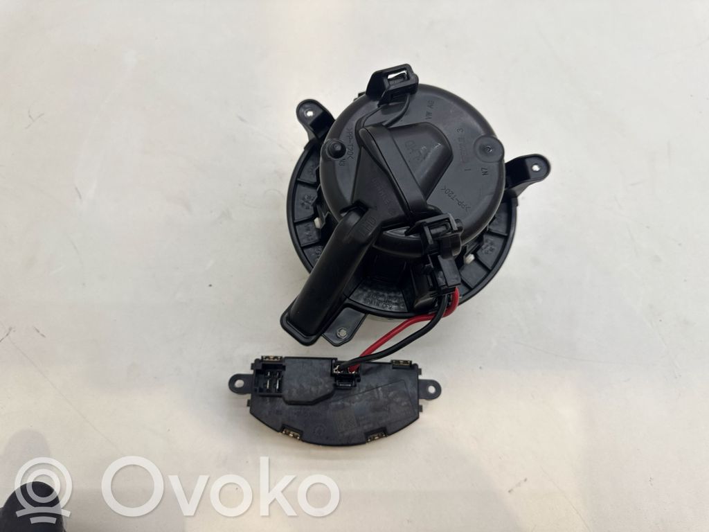 Seat Arona Rezystor / Opornik dmuchawy nawiewu 