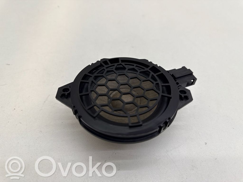 Audi A3 S3 8V Altavoz de alta frecuencia en la puerta delantera 