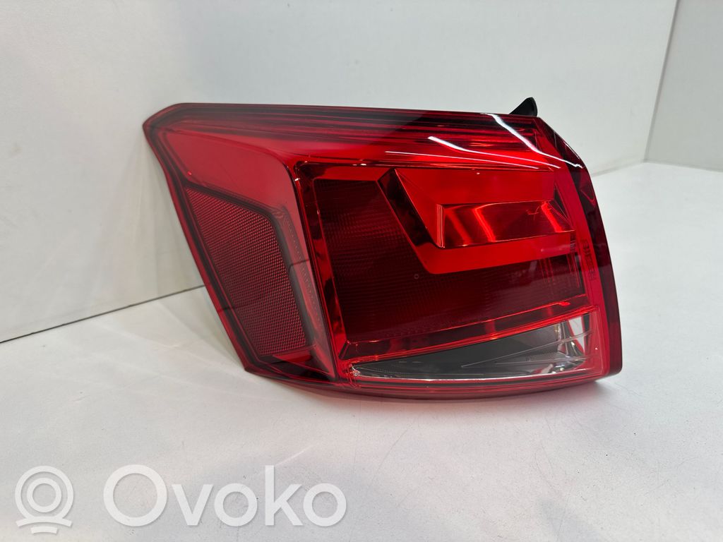 Seat Arona Lampa tylna 