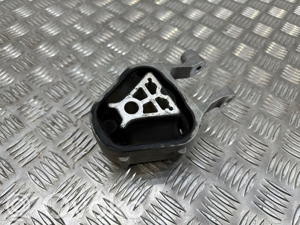 Polestar 2 Engine mount bracket 