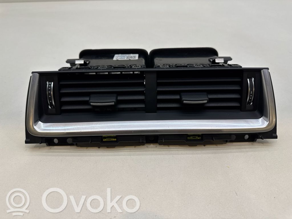 Jaguar E-Pace Rejilla de ventilación central del panel 