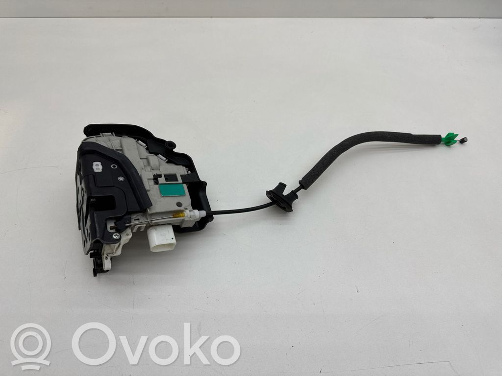 Audi A4 S4 B9 Zamek drzwi przednich 