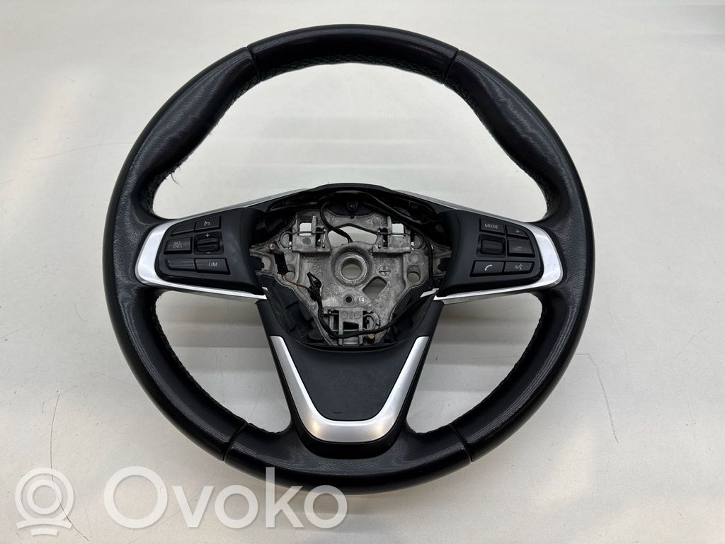 Ohjauspyörä   6877508