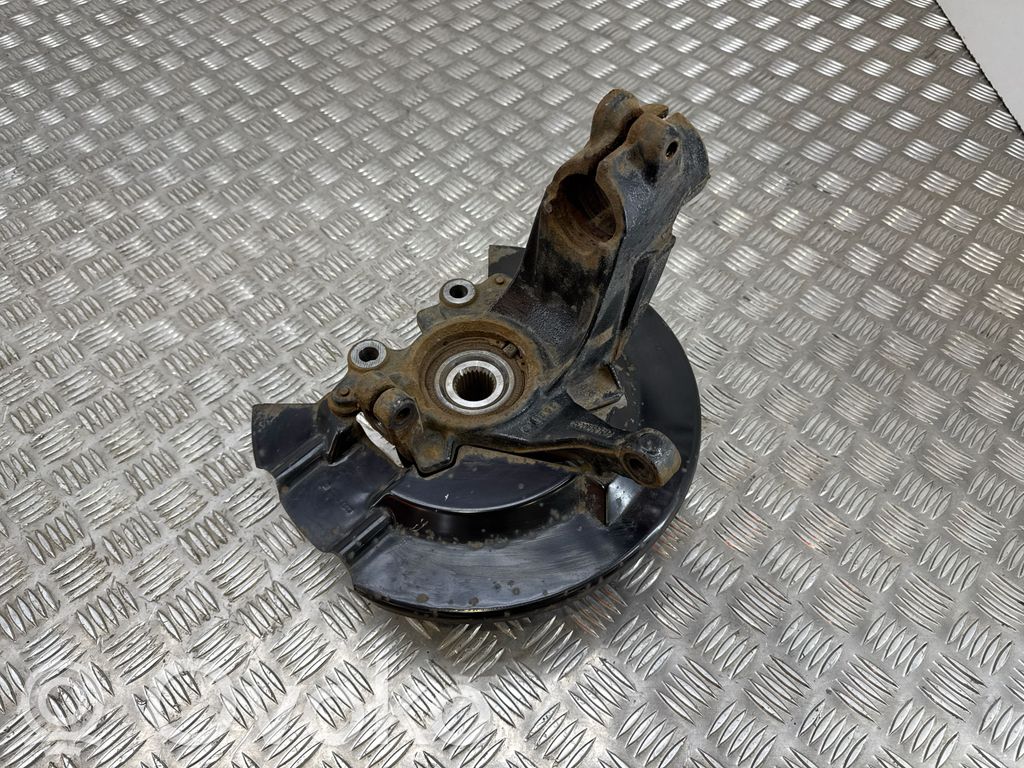 Ford Kuga II Cubo de rueda delantera 