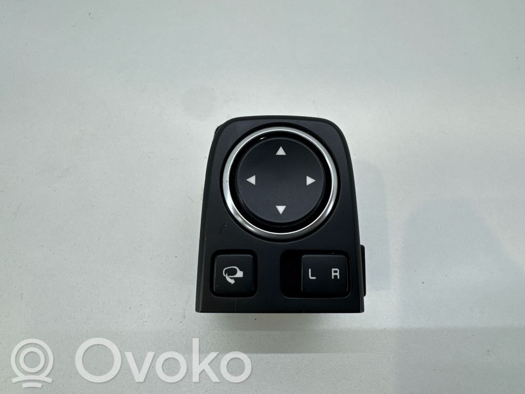 KIA Ceed Wing mirror switch 