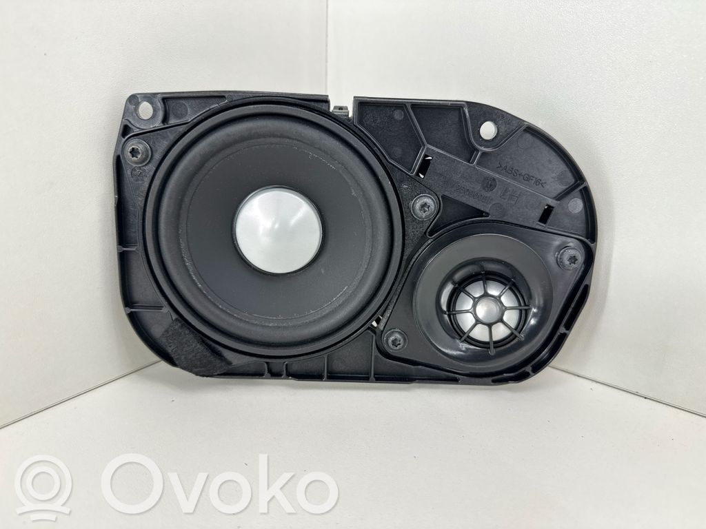 BMW 5 F10 F11 Głośnik sufitowy 
