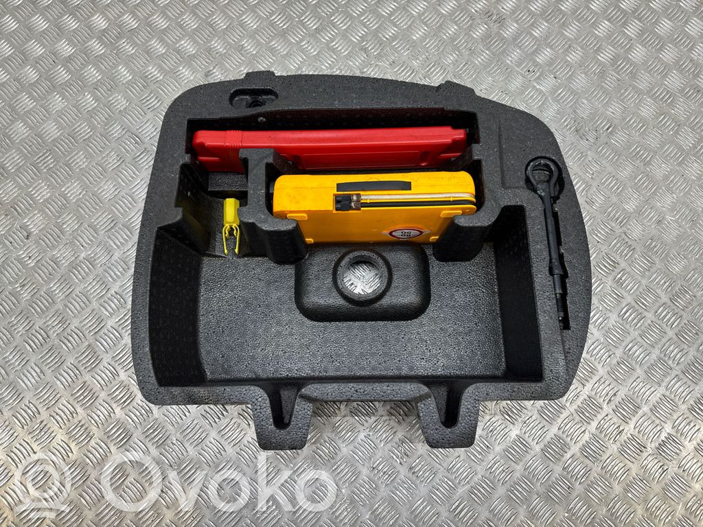 Kit d’outils   9670440380