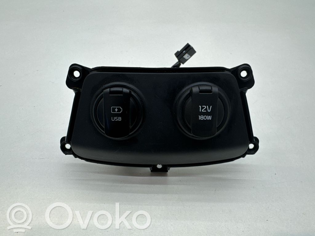 KIA Sportage Enchufe conector USB 
