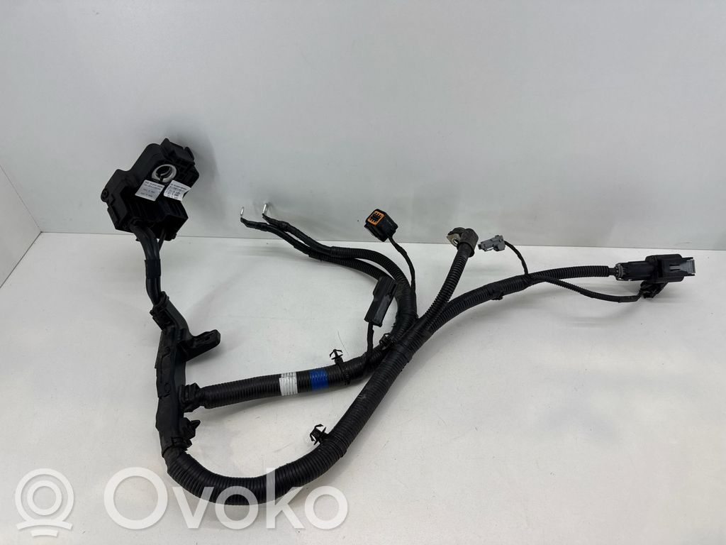 Positive cable (battery)   91850,91850H8561,H8561