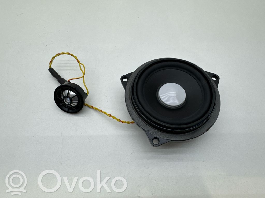 BMW 5 F10 F11 Subwoofer 