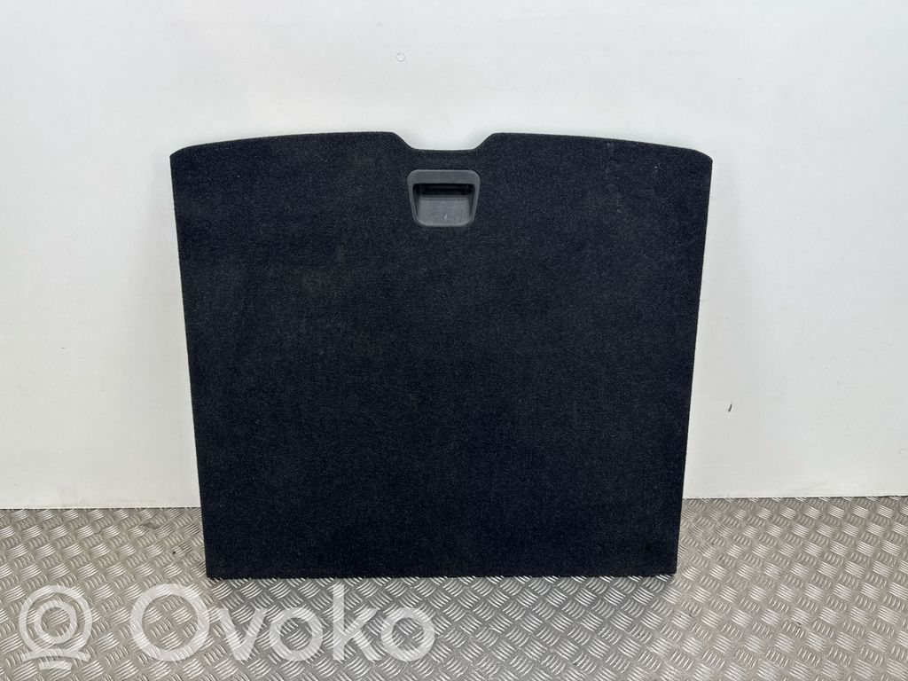 Volvo XC40 Bagažinės kilimas 