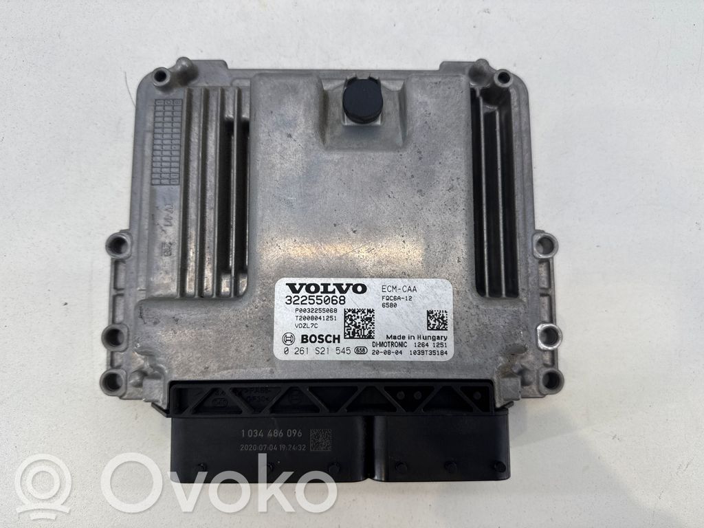 Volvo XC40 Engine control unit/module 