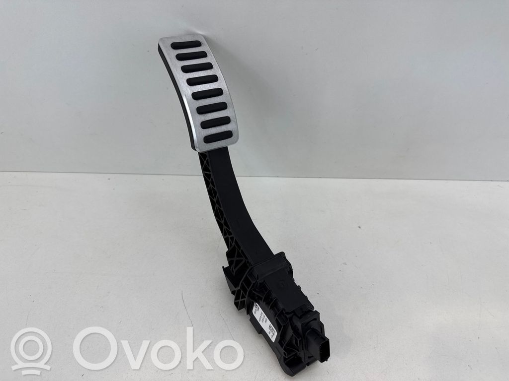 Volvo XC40 Pedał gazu / przyspieszenia 