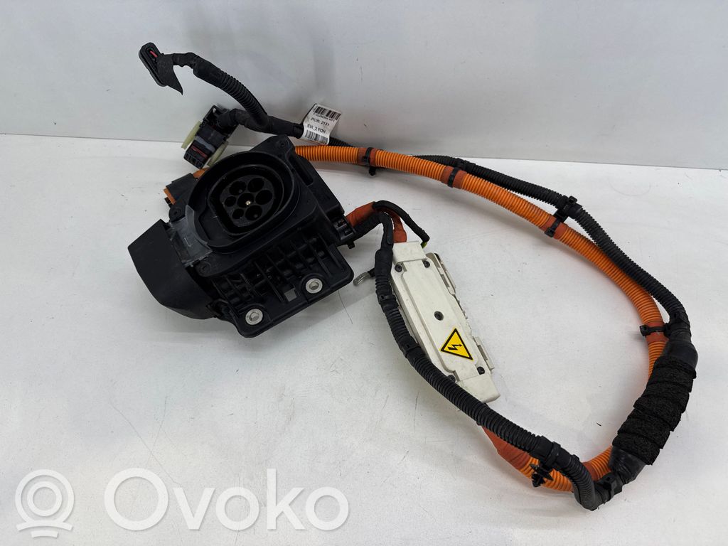 Volvo XC40 Gniazdo ładowania samochodu elektrycznego 