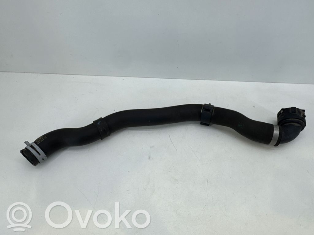 Volvo XC40 Przewód / Wąż chłodnicy 