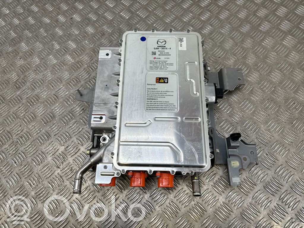 Mazda MX-30 Cargador de batería (opcional) 