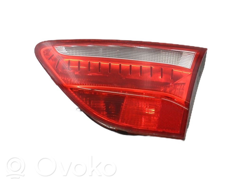 Seat Exeo (3R) Lampă spate în capacul portbagajului 