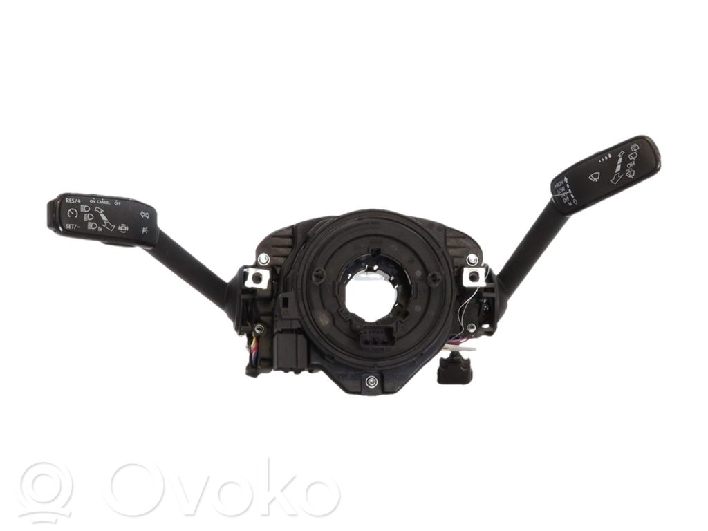 Skoda Fabia Mk3 (NJ) Commodo, commande essuie-glace/phare 