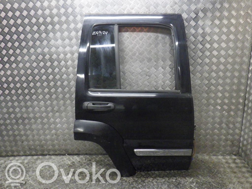 Jeep Cherokee KJ Puerta trasera 