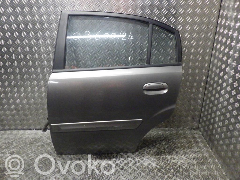 KIA Rio Puerta trasera 