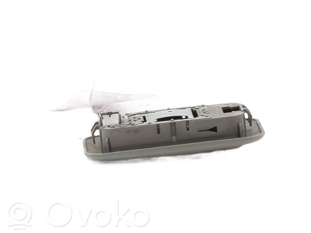 Opel Vivaro Luz del asiento delantero 