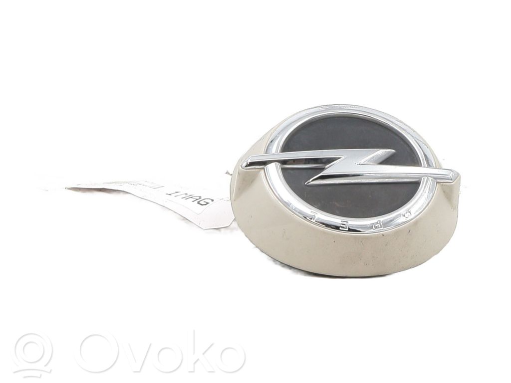 Opel Karl Tailgate opening switch 