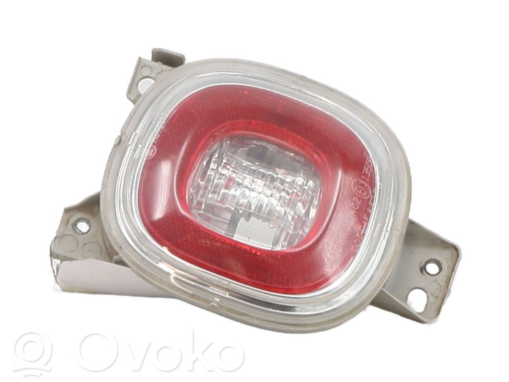 Fiat 500L Lampy tylnej klapy bagażnika 