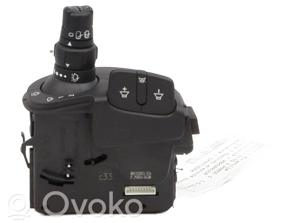 Renault Clio III Wiper control stalk 