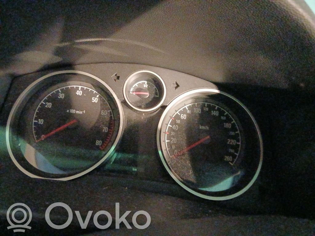 Opel Astra H Tachimetro (quadro strumenti) 