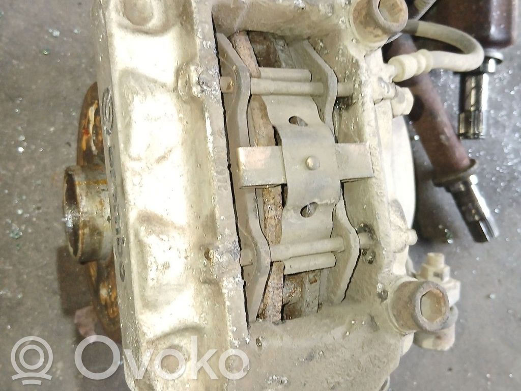 Renault Clio III Etujarrusatula 