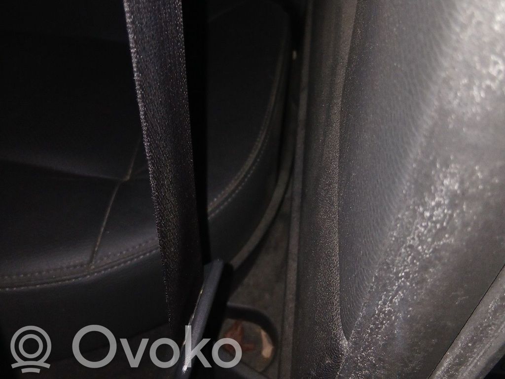 Opel Astra H Cinturón delantero 