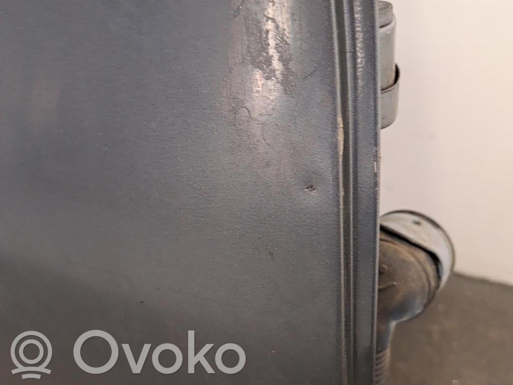 Takaovi   00009008R8
