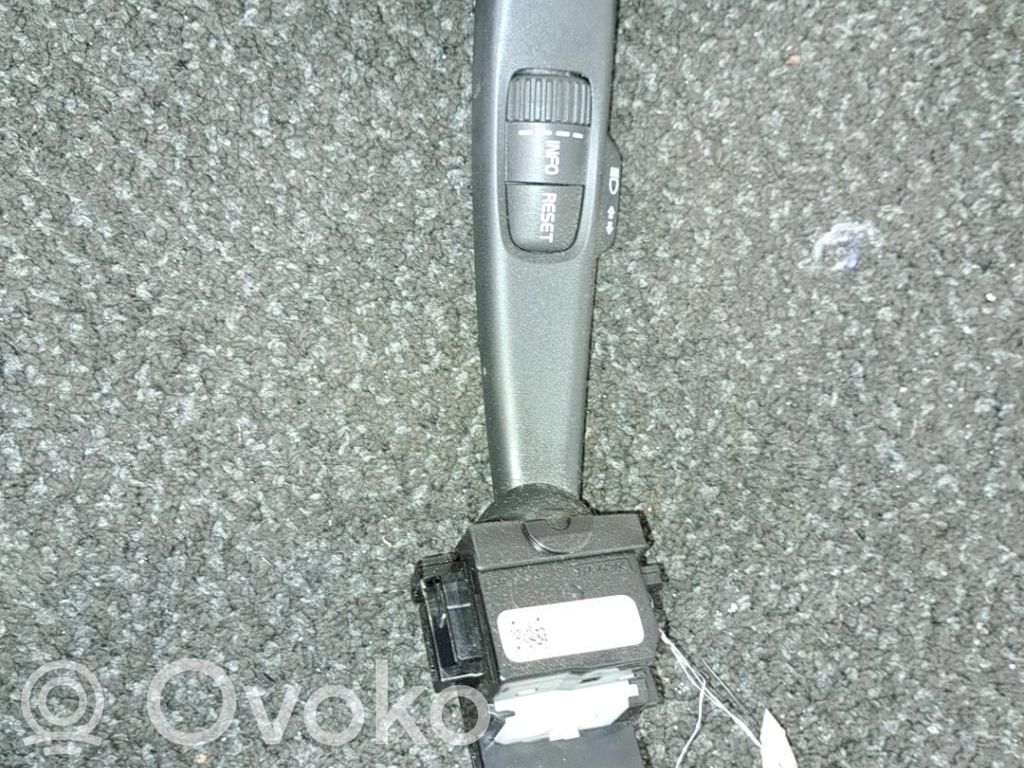 Volvo V60 Palanca de intermitentes 