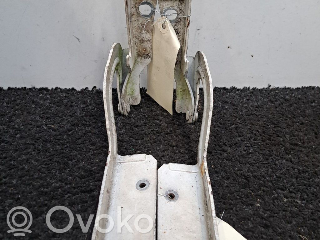 Engine bonnet/hood hinges   0000791295