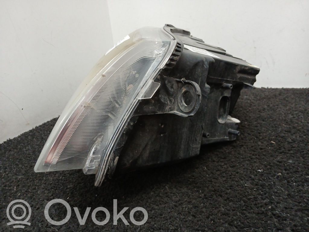Scheinwerfer   4F0941030FF