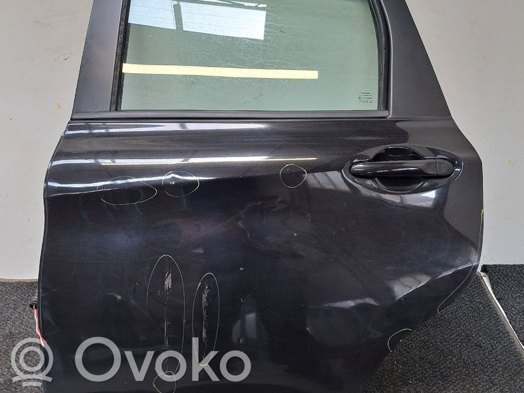 Nissan Note (E12) Puerta trasera 