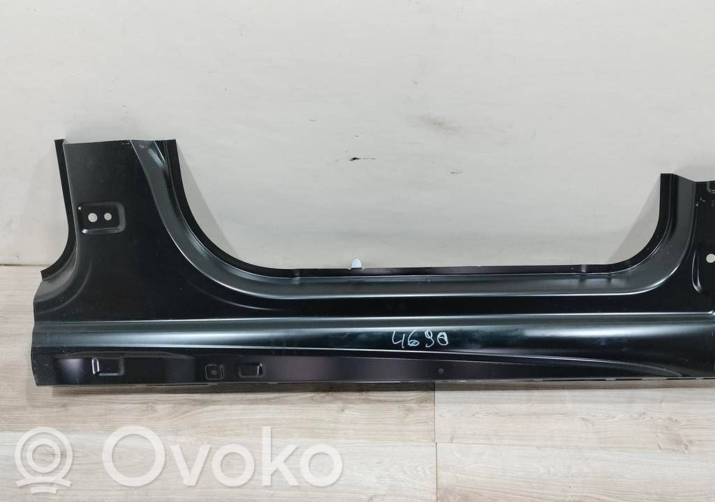 Sill   10E809606A